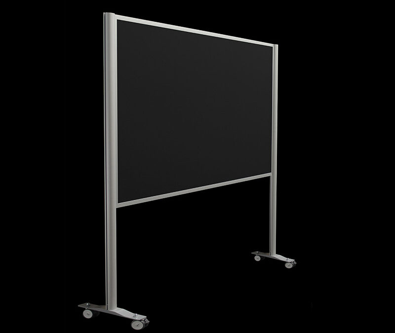 Wand prikbord zwart open onderzijde HxB199x190 op wielen zijaanzicht